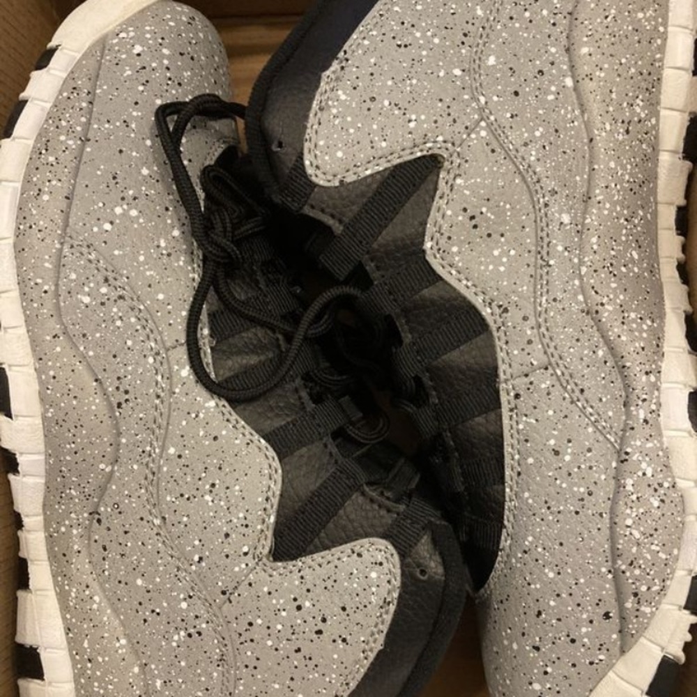 Jordan 10 smoke greys - Picture 6 of 6